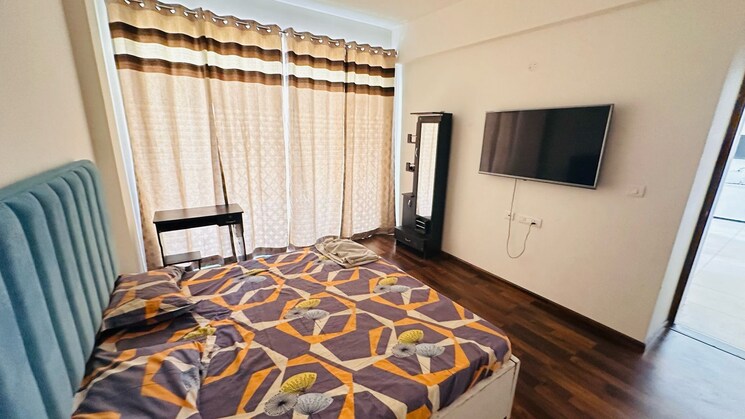 Bedroom, sushma-capital 3 Bedroom 2100 Sq.Ft. Apartment In Kishanpura Zirakpur 9515820