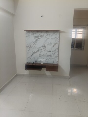Room in 1 BHK Apartment at Sai Arcade Bellandur, Bellandur – for Rent