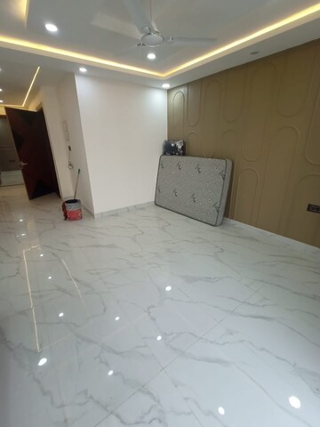 Building Lobby in 3 BHK Builder Floor at Sector 12 – for Rent