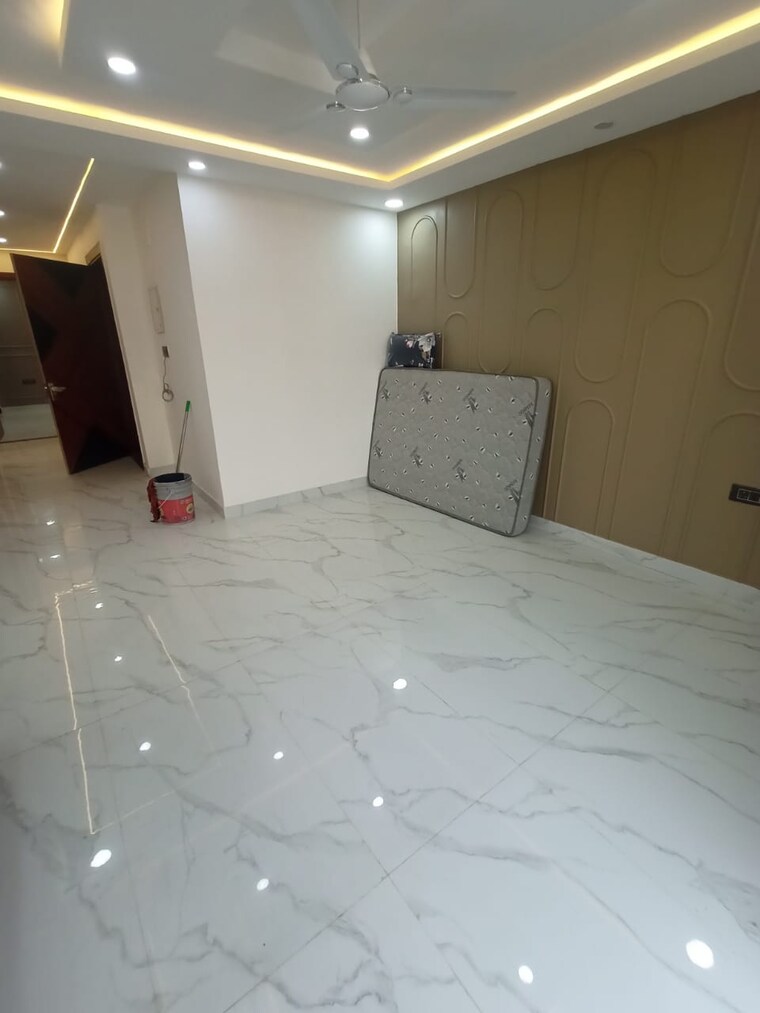 undefined, sector 12 3 Bedroom 1500 Sq.Ft. Builder Floor In Sector 12 Gurgaon 9515848