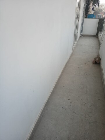  3 BHK Builder Floor at Sector 12 – for Rent