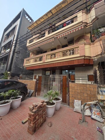 4 BHK Builder Floor – Exterior View View at Vaishali Sector 6 - for Sale