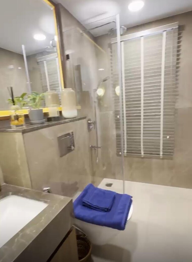 Bathroom, piramal-aranya 2 Bedroom 670 Sq.Ft. Apartment In Byculla Mumbai 9515894