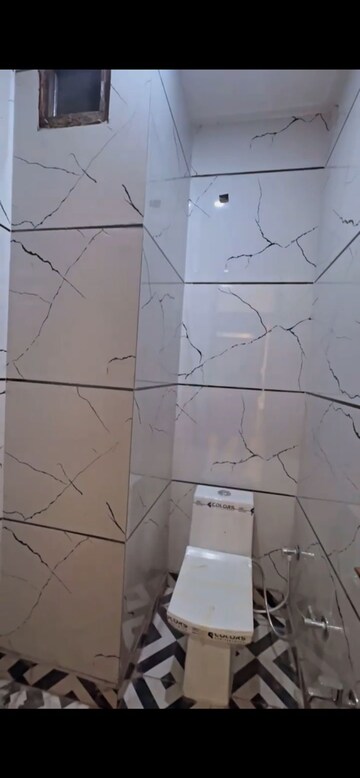 Master Bedroom in 1 BHK Builder Floor at Uttam Nagar – for Rent