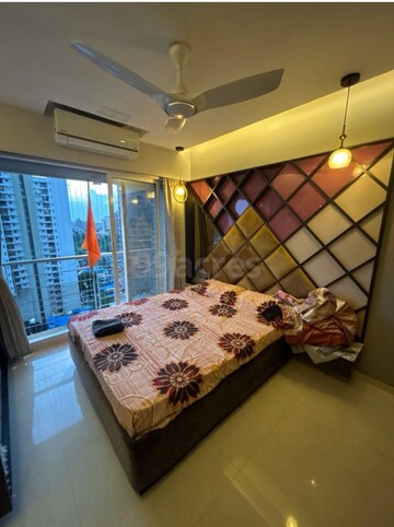 Bedroom in 2.5 BHK Apartment at Veena Crest, Andheri West – for Rent