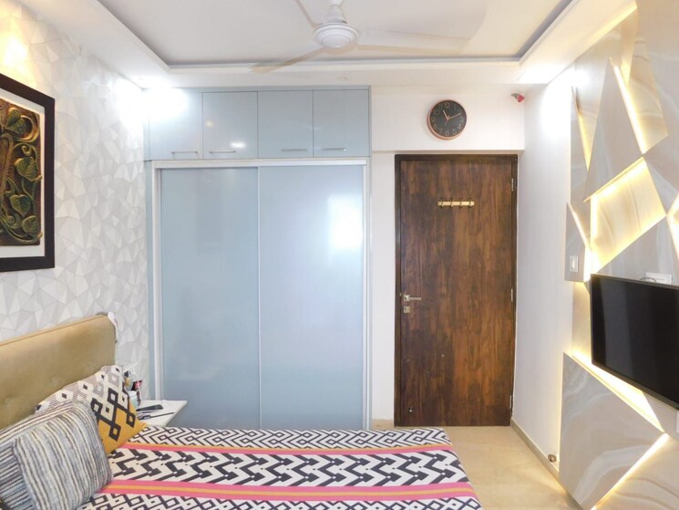 Bedroom, dn nagar 3 Bedroom 950 Sq.Ft. Apartment In Dn Nagar Mumbai 9515905