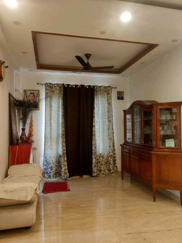 Living Room, sgm nagar 3.5 Bedroom 1750 Sq.Ft. Builder Floor In Sgm Nagar Faridabad 9515916