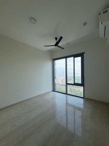 Room in 3 BHK Apartment at Adani Ten BKC, Bandra East – for Rent
