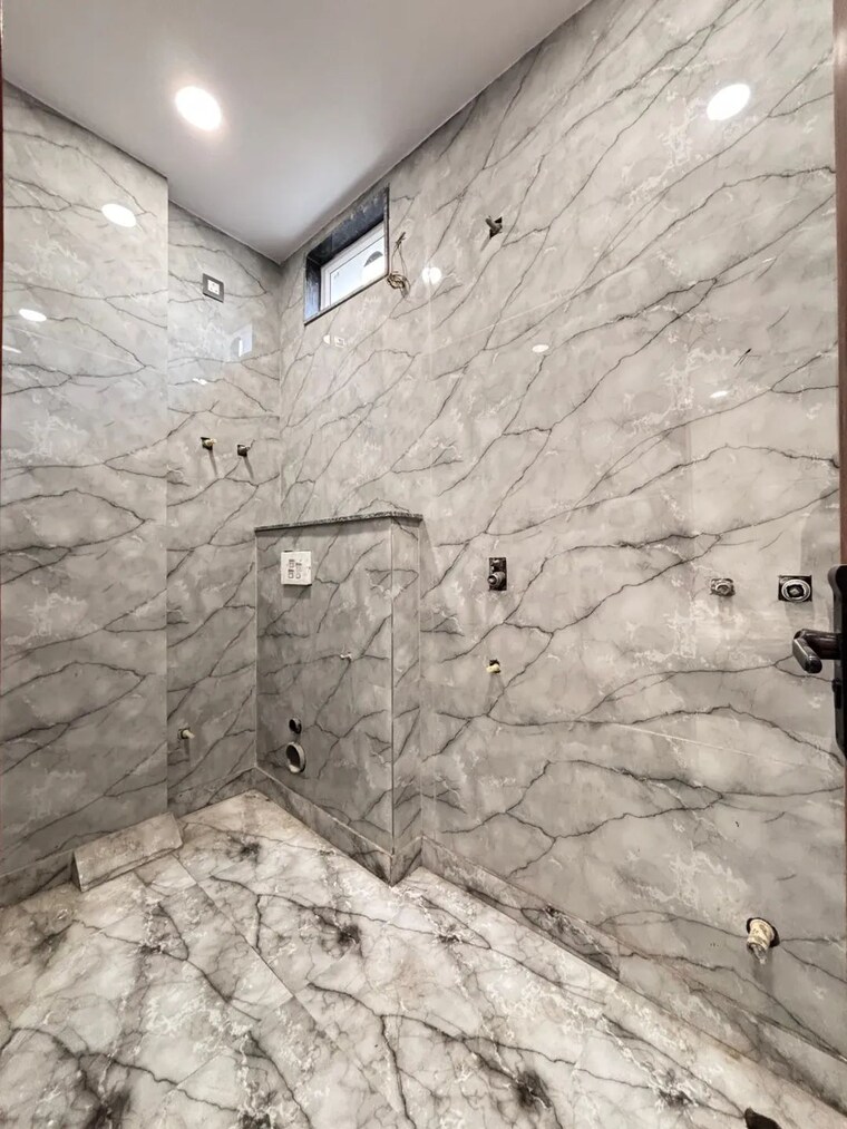 Bathroom, sa-homes-i 3.5 Bedroom 906 Sq.Ft. Builder Floor In Uttam Nagar Delhi 9515926