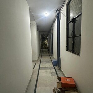 Building Lobby in 1 RK Builder Floor at Katwaria Sarai – for Rent