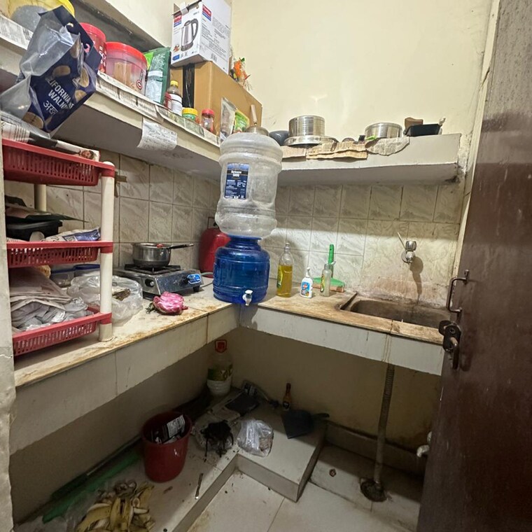 Kitchen, katwaria sarai 1 RK 250 Sq.Ft. Builder Floor In Katwaria Sarai Delhi 9515938