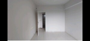 Room in 2 BHK Apartment at Lodha Splendora, Ghodbunder Road – for Rent