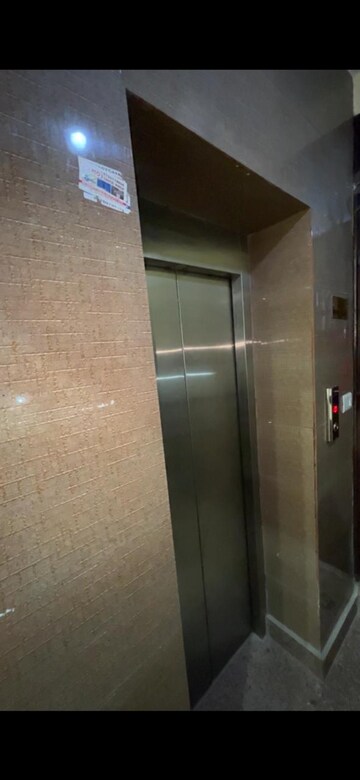 Building Lobby in 3 BHK Builder Floor at Uttam Nagar – for Rent