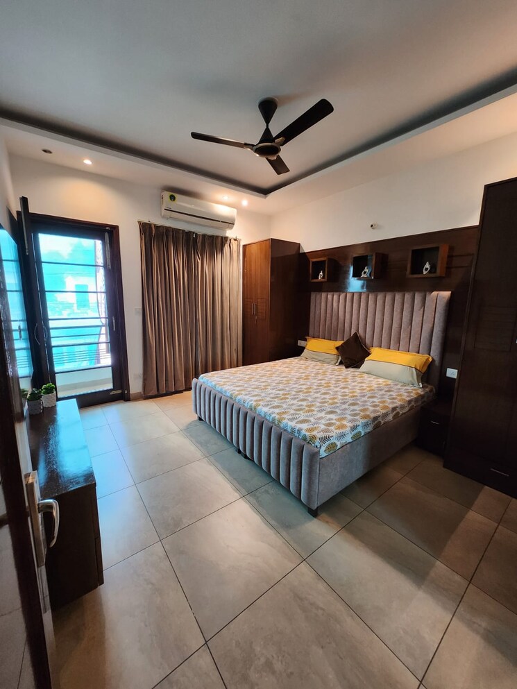 Bedroom, sector 2 4 Bedroom 2250 Sq.Ft. Builder Floor In Sector 2 Panchkula 9515969