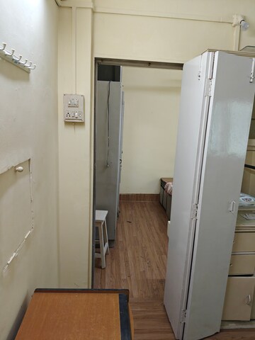 Room in 1 BHK Apartment at Santacruz East – for Rent