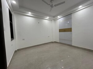 Room in 4 BHK Builder Floor at Gulmohar Park – for Rent