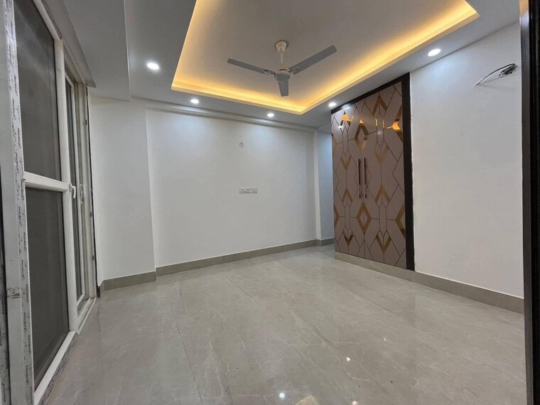 Room, gulmohar park 4 Bedroom 300 Sq.Yd. Builder Floor In Gulmohar Park Delhi 9515978