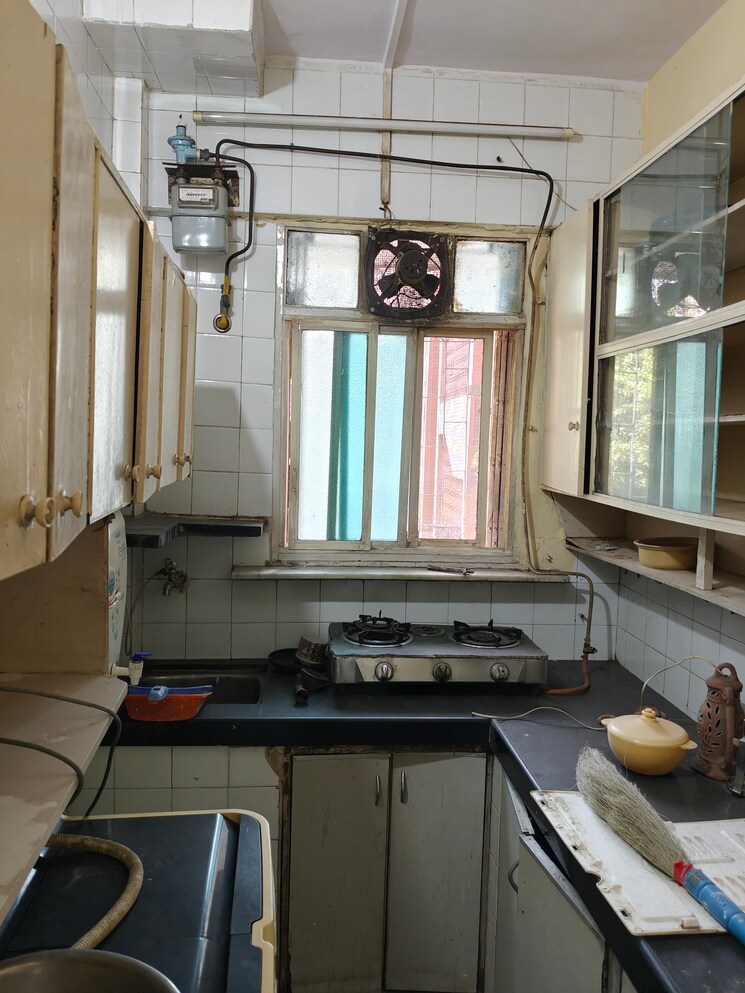 Kitchen, santacruz east 1 Bedroom 400 Sq.Ft. Apartment In Santacruz East Mumbai 9515990