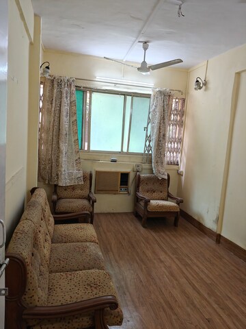 Living Room in 1 BHK Apartment at Santacruz East – for Rent