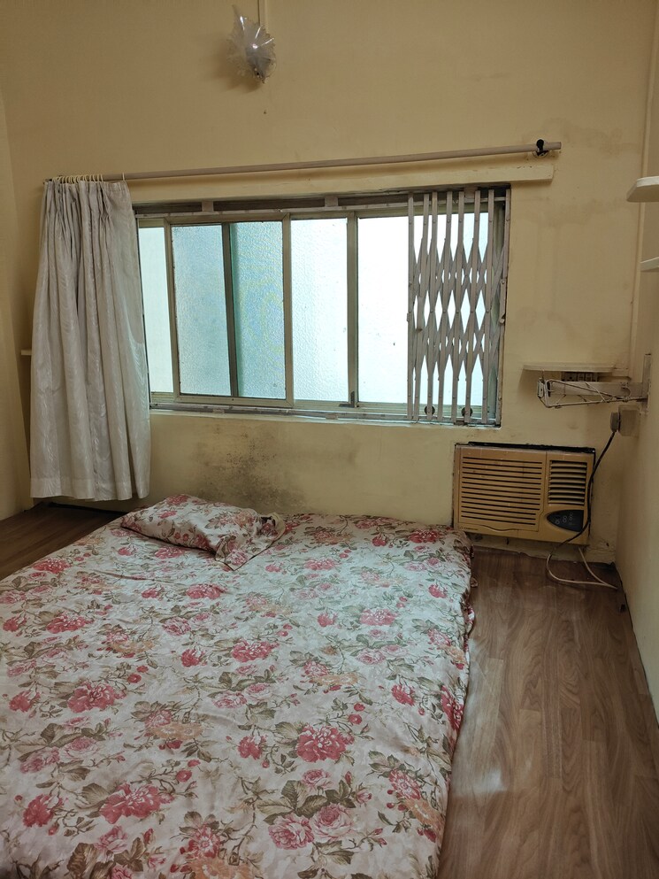 Bedroom, santacruz east 1 Bedroom 400 Sq.Ft. Apartment In Santacruz East Mumbai 9515990