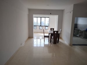 Room in 2 BHK Apartment at Kolte Maestros, Wanowrie – for Rent