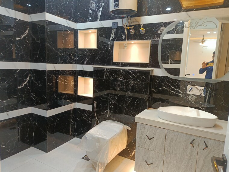 Team Area, unitech-south-city-ii 4 Bedroom 2600 Sq.Ft. Builder Floor In Sector 50 Gurgaon 9516062