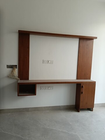 Room in 4 BHK Builder Floor at Sector 7 – for Sale