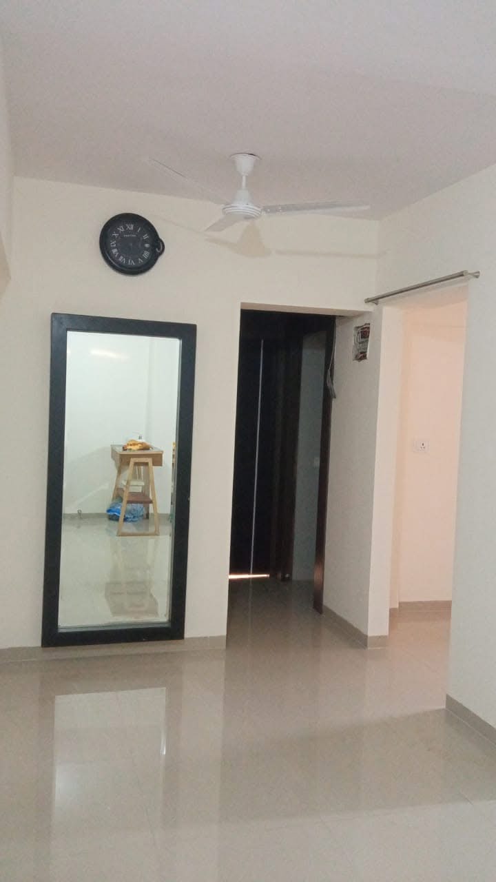 1 BHK + Pooja Room 450 Sq.Ft. Apartment in West View Vile Parle West