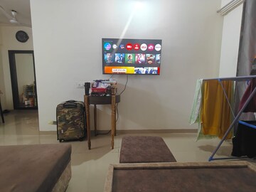 Living Room in 1 BHK Apartment at West View Vile Parle West, Vile Parle West – for Rent