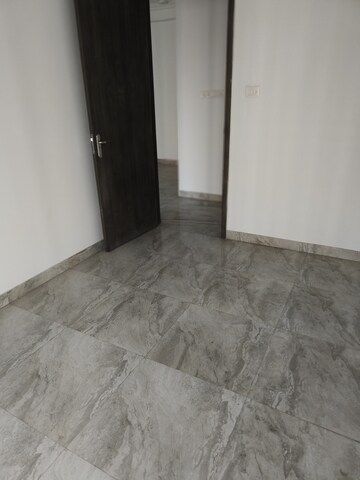 2.5 BHK Apartment For Rent in Risland The Icon, Dhokali