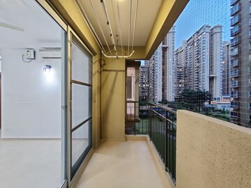 Staircase in 2.5 BHK Apartment at Bhartiya Nikoo Homes, Thanisandra Main Road – for Rent