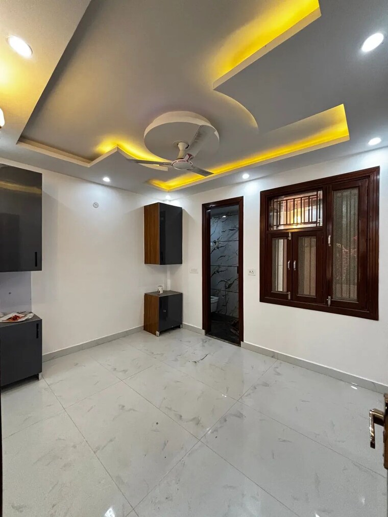 Room, sa-homes-i 4 Bedroom 990 Sq.Ft. Builder Floor In Uttam Nagar Delhi 9516061
