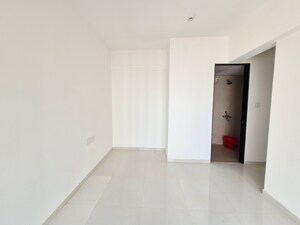 Room in 1.5 BHK Apartment at Runwal My City, Dombivli East – for Rent