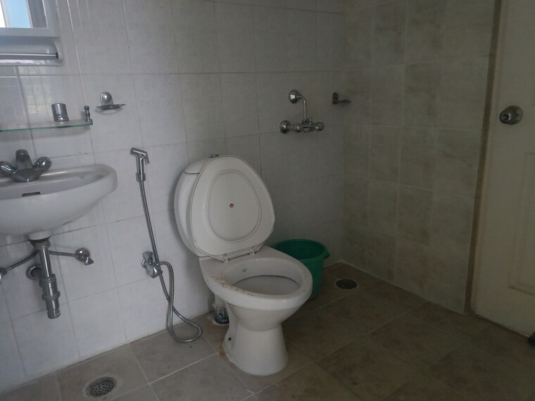 Master Bedroom, ss-mayfield-gardens 3 Bedroom 1800 Sq.Ft. Builder Floor In Sector 51 Gurgaon 9516101