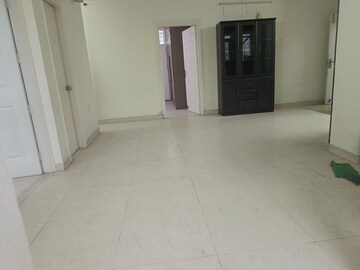 Room in 3 BHK Builder Floor at SS Mayfield Gardens, Sector 51 – for Rent