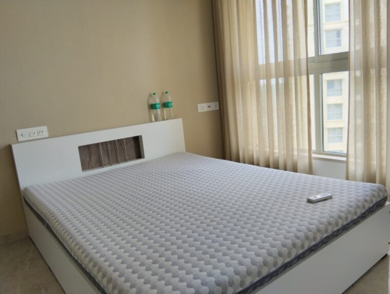 Bedroom, hiranandani-regent-hill 1 Bedroom 379 Sq.Ft. Apartment In Powai Mumbai 9516094