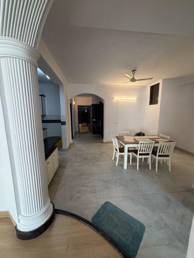 Living Room, freedom fighters enclave 3 Bedroom 2230 Sq.Ft. Builder Floor In Freedom Fighters Enclave Delhi 9516058