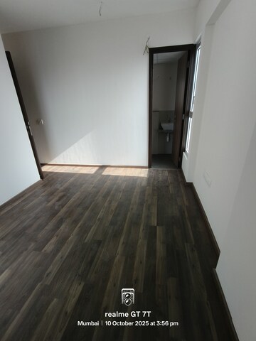 2 BHK Apartment For Rent in Piramal Vaikunth, Balkum Pada