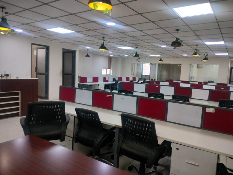 Team Area, sector 2 Commercial Office Space 3000 Sq.Ft. In Sector 2 Noida 9516130