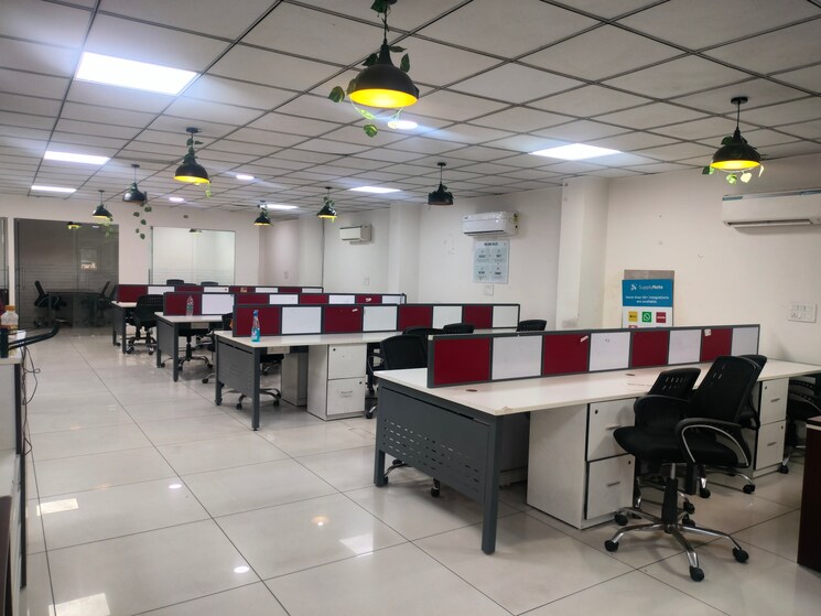 Team Area, sector 2 Commercial Office Space 3000 Sq.Ft. In Sector 2 Noida 9516130