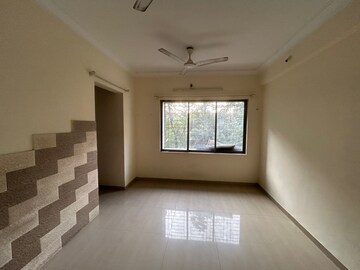 Room in 2 BHK Apartment at Soham Parijat Gardens, Ghodbunder Road – for Sale