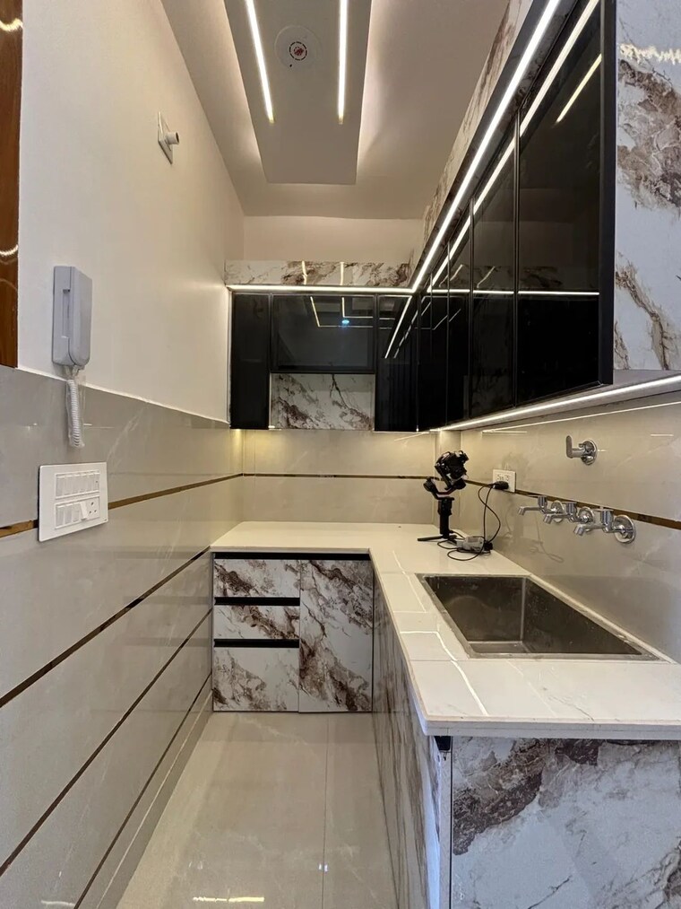 Kitchen, uttam nagar 4 Bedroom 365 Sq.Yd. Independent House In Uttam Nagar Delhi 9516138