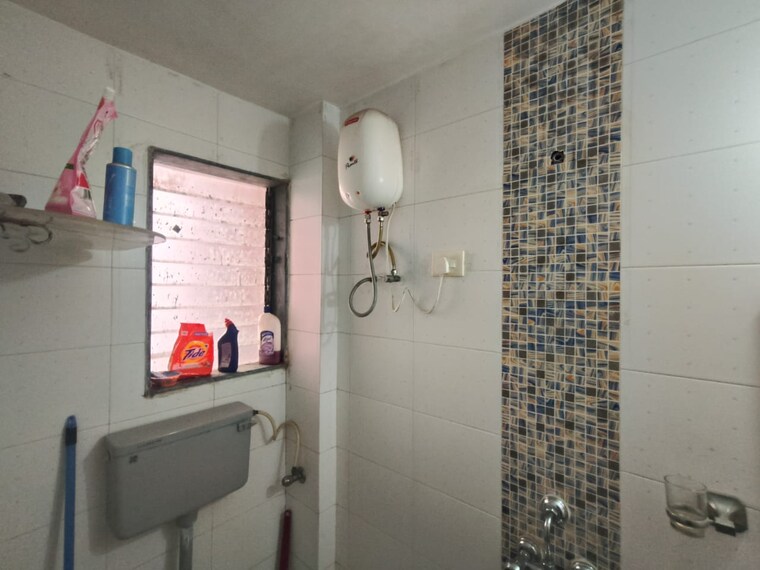 Bathroom, shah-arcade 1 Bedroom 640 Sq.Ft. Apartment In Kharghar Navi Mumbai 9516123