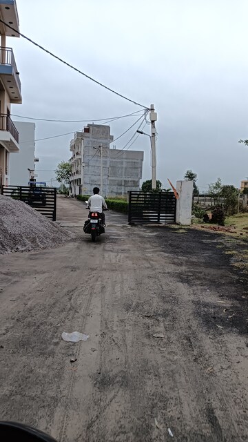  Plot For Sale in Raebareli Road