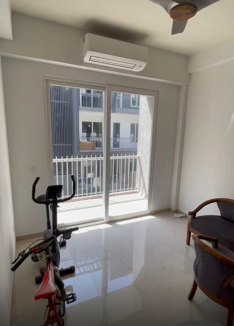 Living Room, smart-world-orchard 3 Bedroom 1700 Sq.Ft. Builder Floor In Sector 61 Gurgaon 9516180