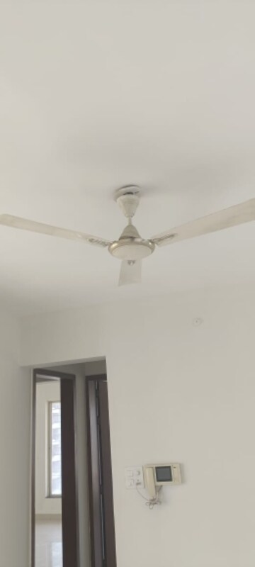 Furnished Amenities in 3 BHK Apartment at Wakad – for Rent