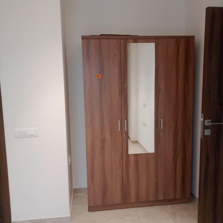 Room, hiranandani-regent-hill 1 Bedroom 379 Sq.Ft. Apartment In Powai Mumbai 9516261