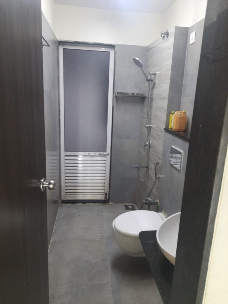 Bathroom, siddhi-highland-haven 2 Bedroom 620 Sq.Ft. Apartment In Balkum Pada Thane 9516266