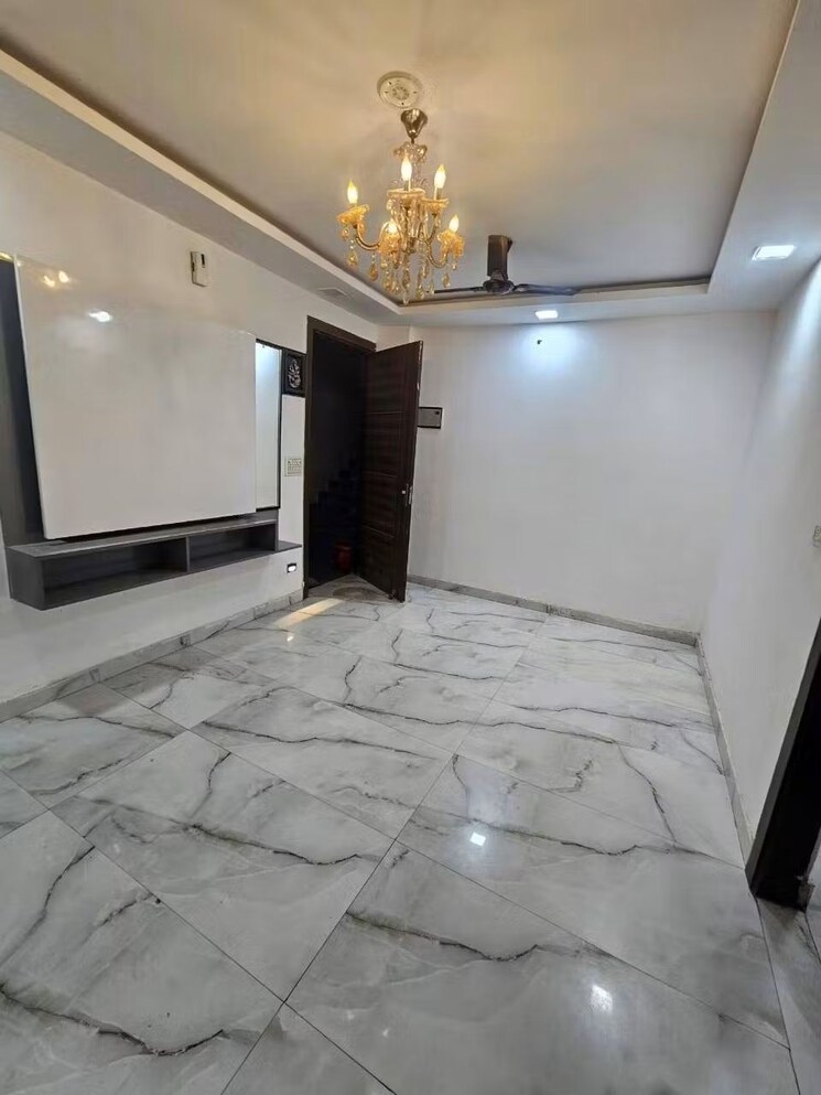 Room, gaur-city-2-12th-avenue 2 Bedroom 1055 Sq.Ft. Apartment In Sector 16c Greater Noida Greater Noida 9516280