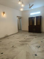 2.5 BHK + Pooja Room 2100 Sq.Ft. Builder Floor in Unitech South City II